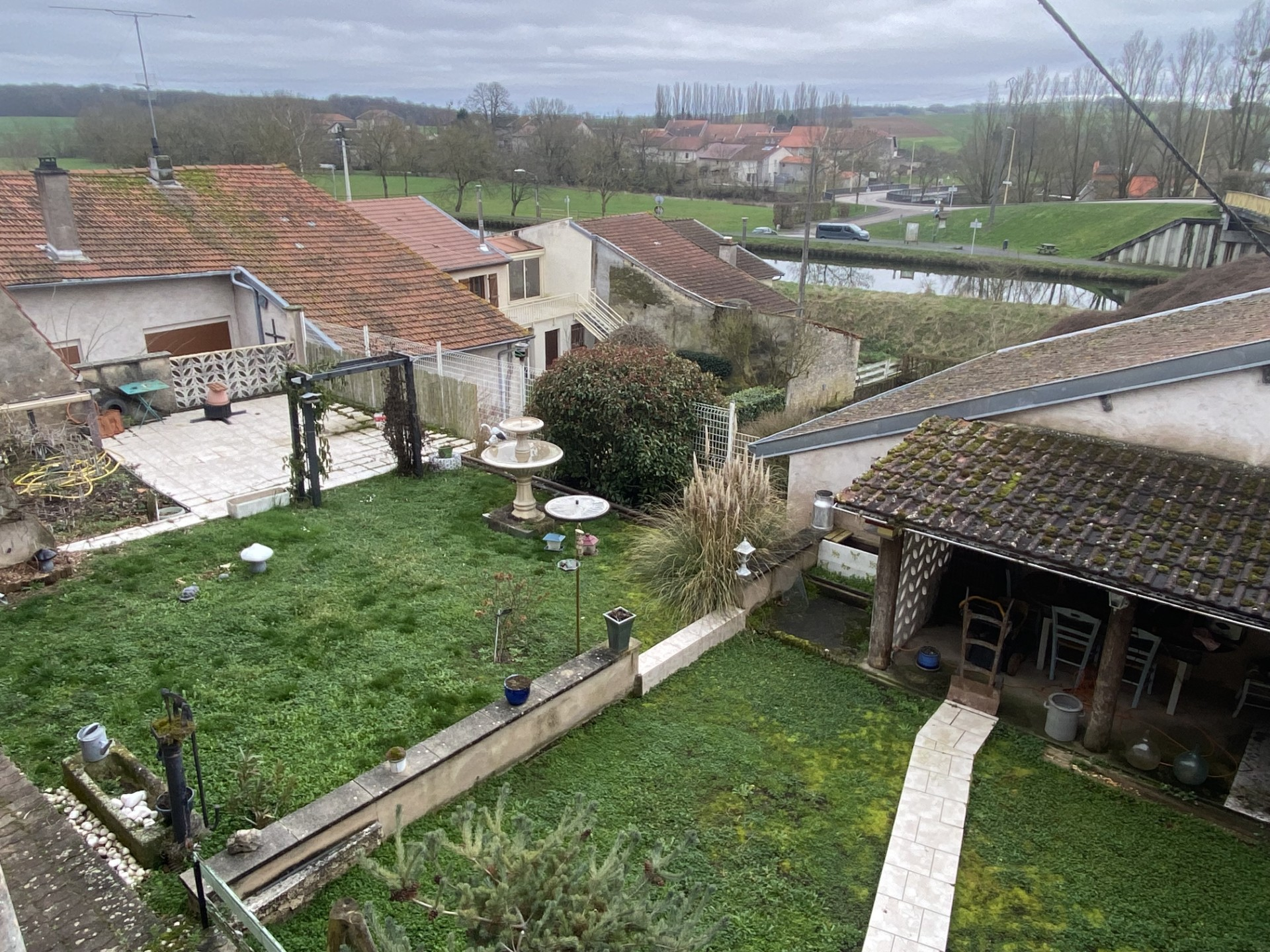 b537d588-4c8e-4d47-8472-f8c1ce49b7f7